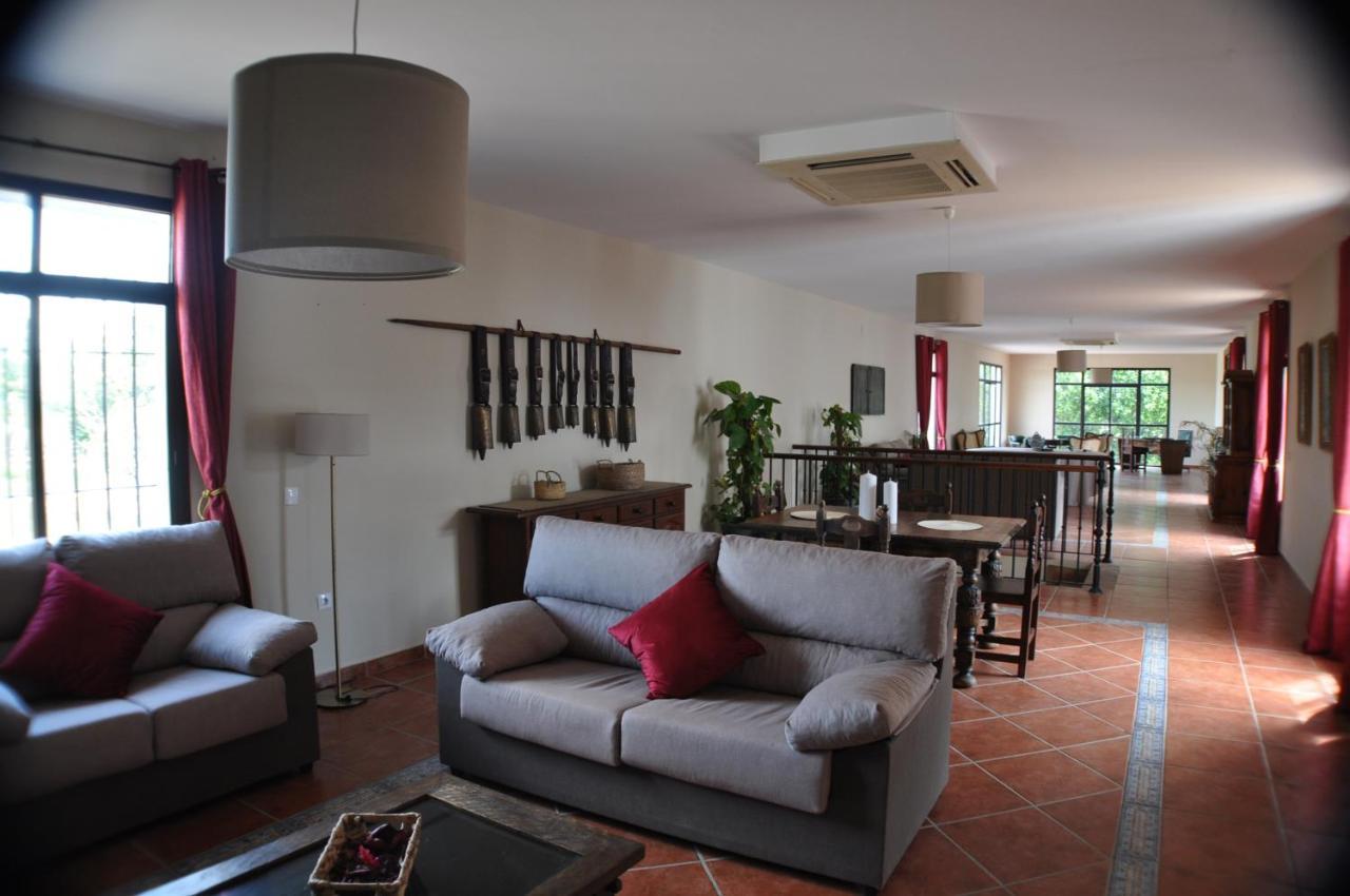 Cortijo La Amazona Villa Seville Exterior photo