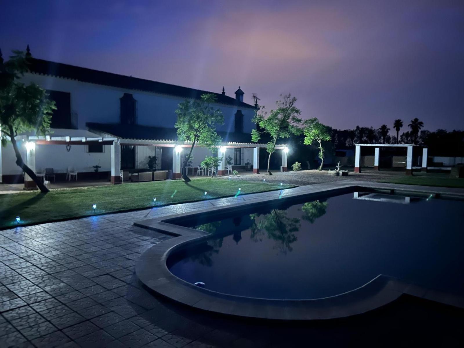 Cortijo La Amazona Villa Seville Exterior photo